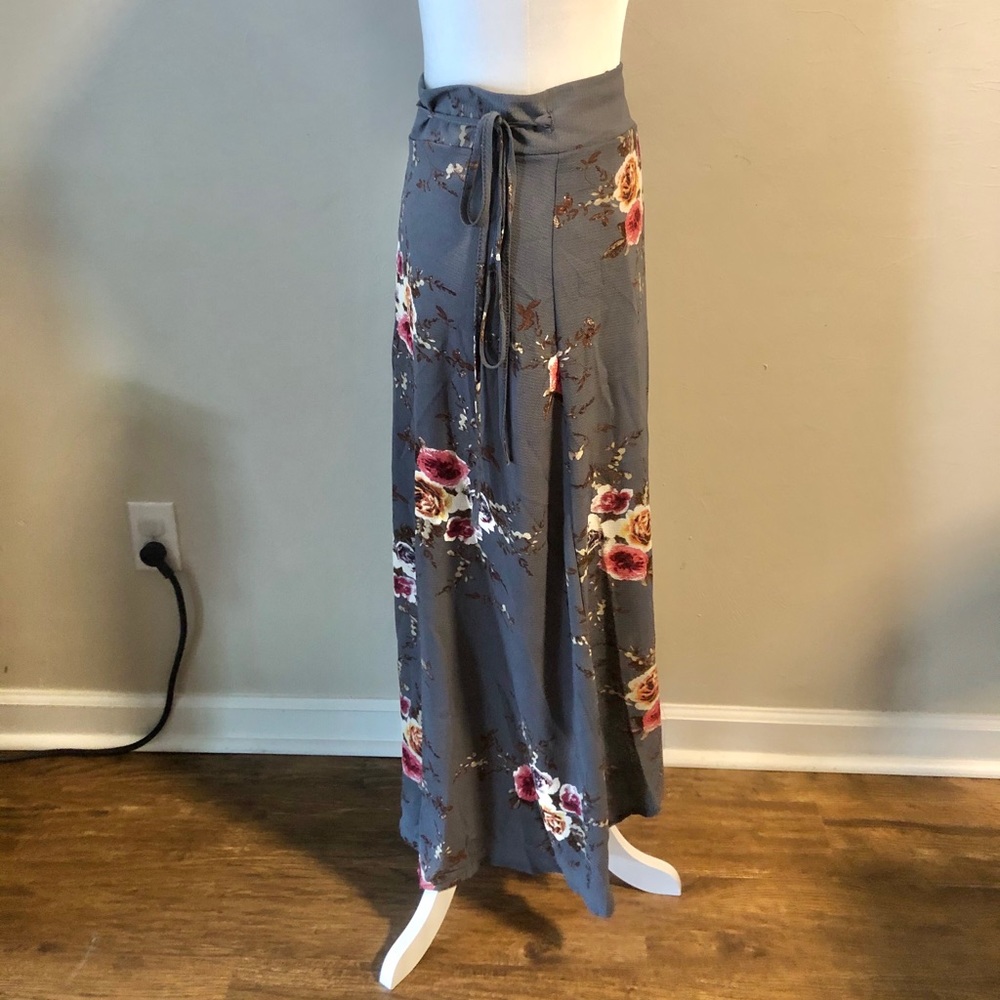 NWOT Slimming Floral Long Wrap Around Skirt - Picture 4 of 16